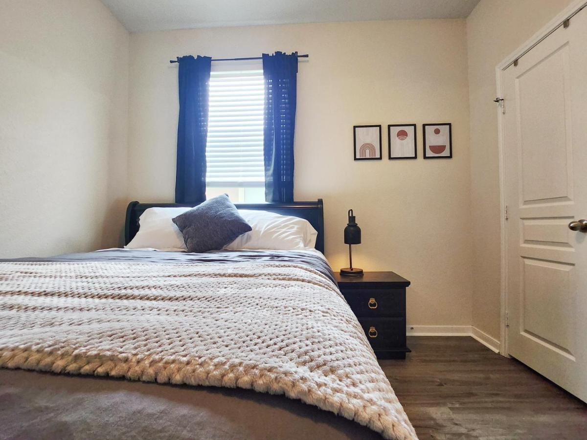 יוסטון 4 Bedroom Home Near Downtown Med Center Nrg Stadium Pearland Skyview Long By Ion Rentals מראה חיצוני תמונה
