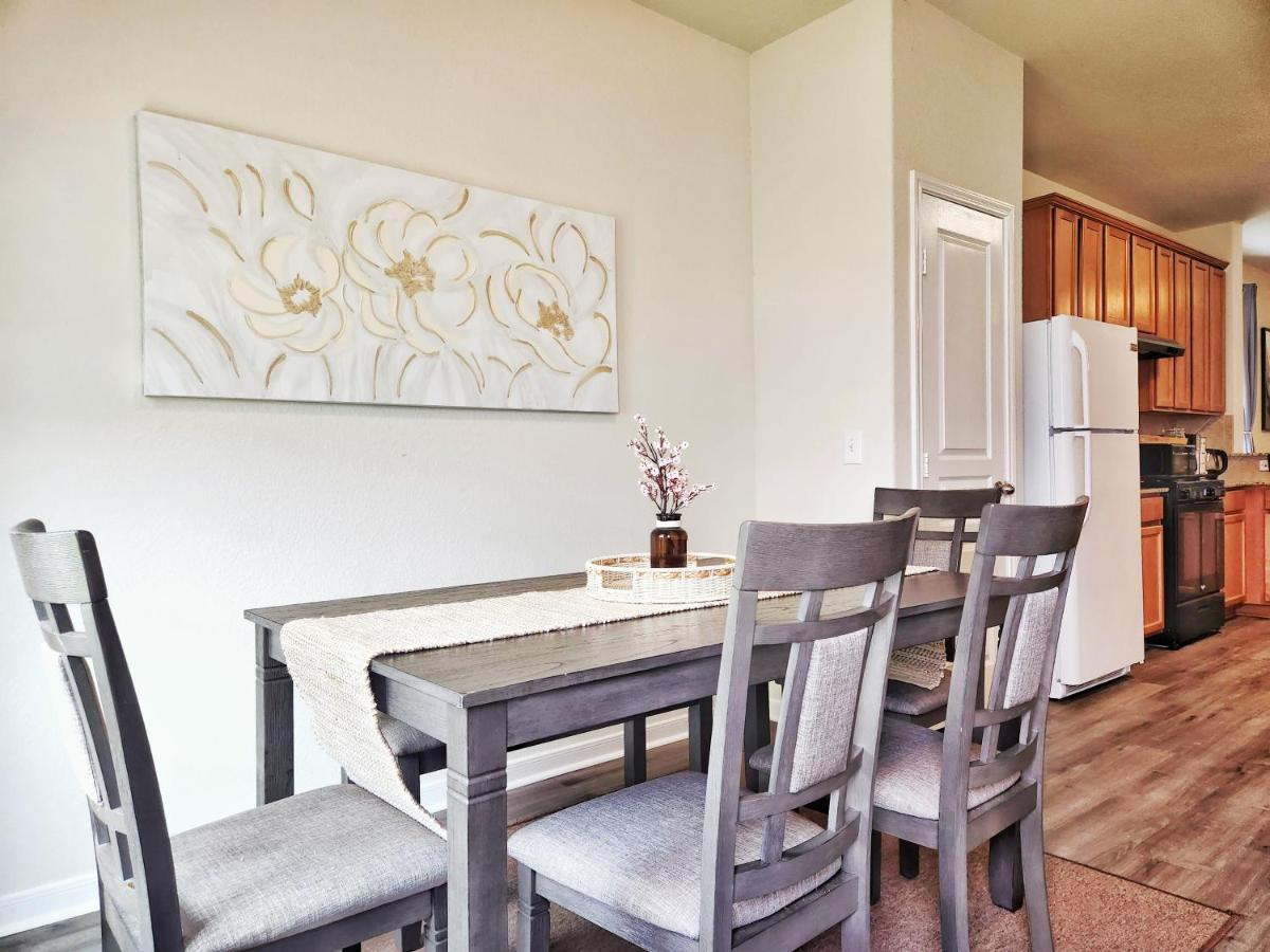 יוסטון 4 Bedroom Home Near Downtown Med Center Nrg Stadium Pearland Skyview Long By Ion Rentals מראה חיצוני תמונה