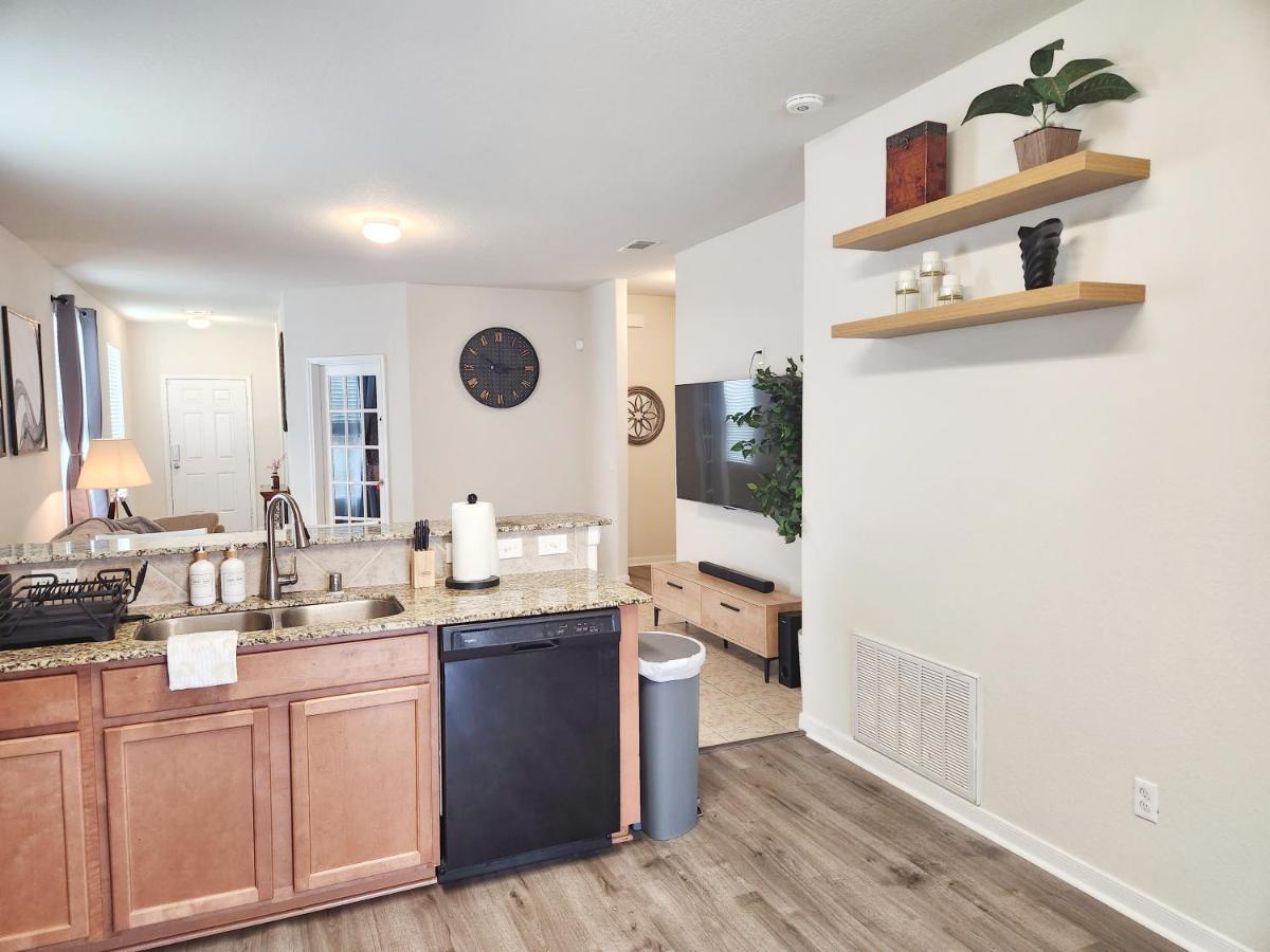 יוסטון 4 Bedroom Home Near Downtown Med Center Nrg Stadium Pearland Skyview Long By Ion Rentals מראה חיצוני תמונה